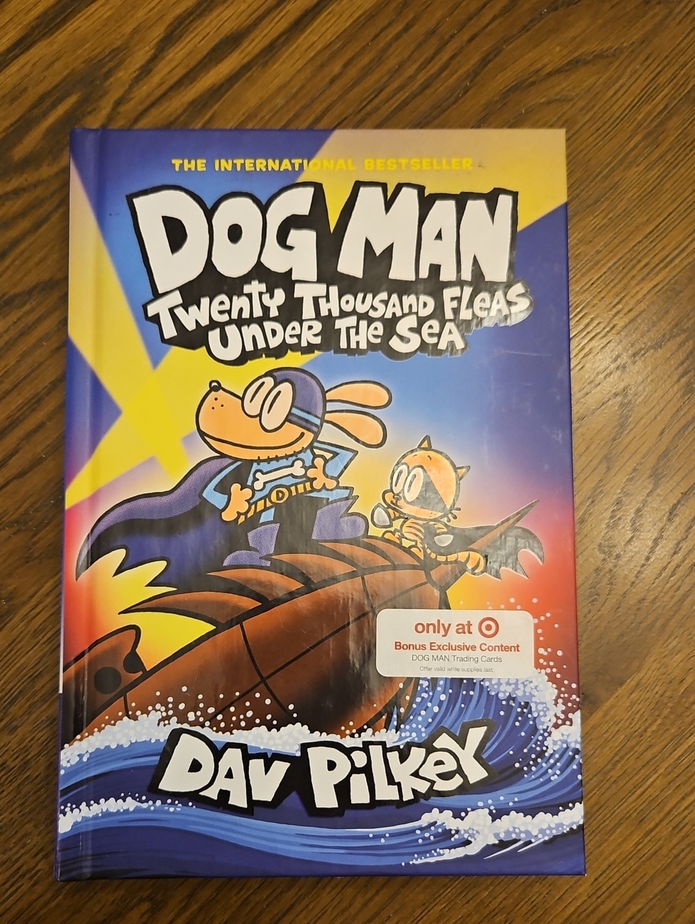 Scholastic Dog Man: Twenty Thousand Fleas Under the Sea